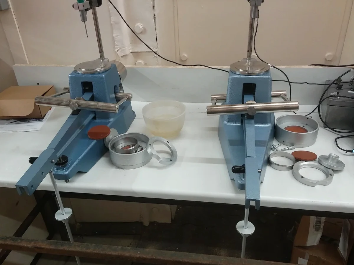 Atterberg Limits Testing for Brighton: Plasticity, Shrinkage and Fine-Grained Soil Classification